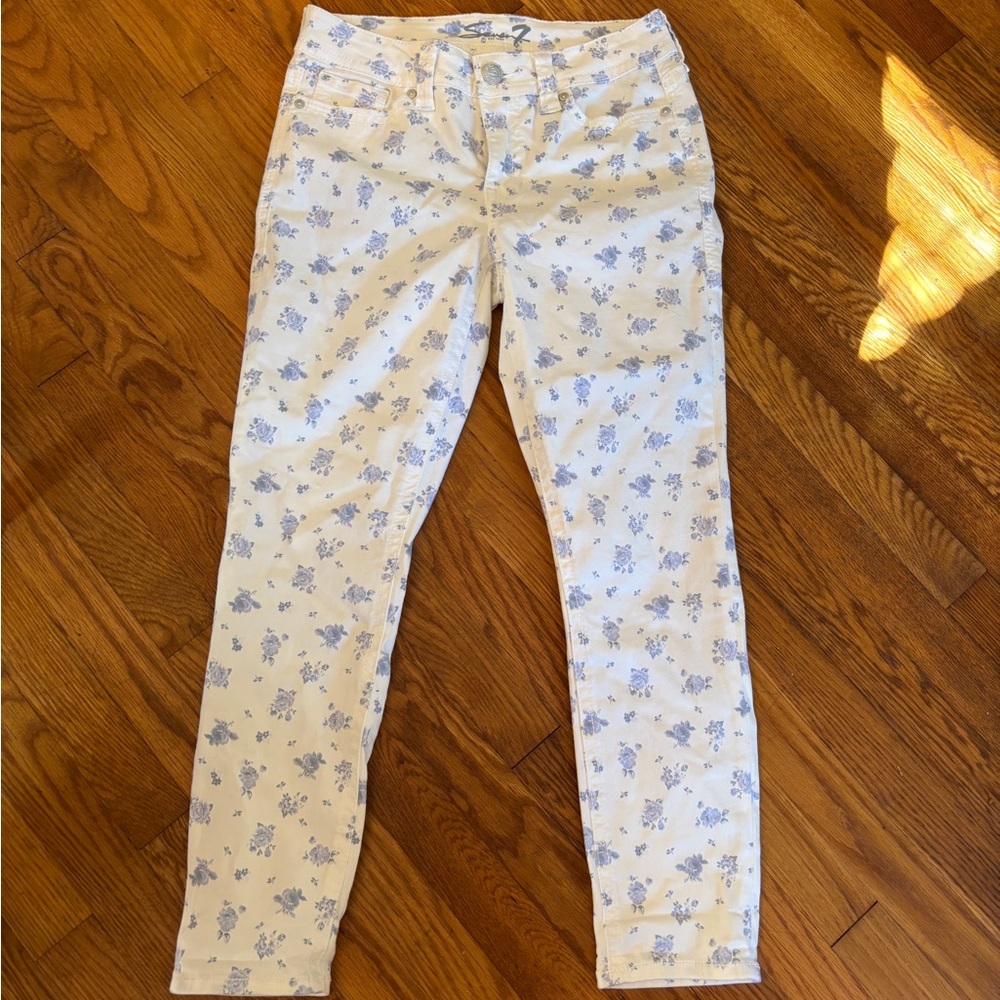 Seven7 Starlette cropped floral jeans